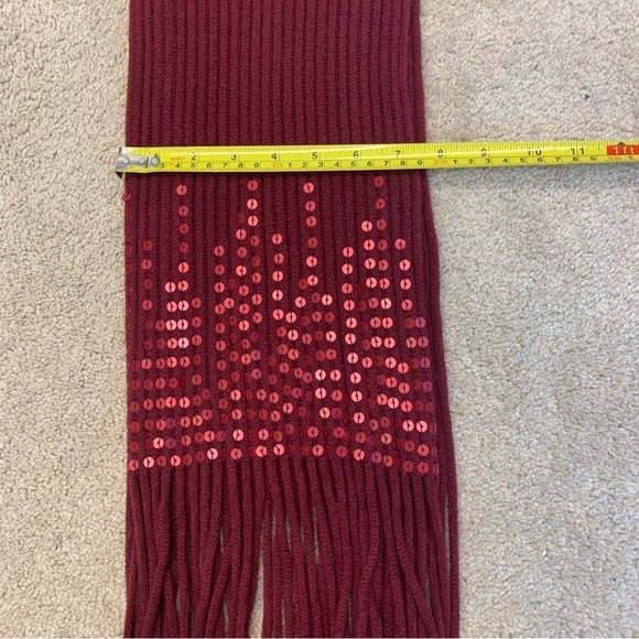 Red long sequin fringe fall winter soft scarf - Picture 5 of 7
